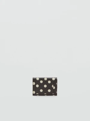 Portfel w kropki z klapką czekoladowy - Kobieta - Rozmiar uniwersalny - MANGO