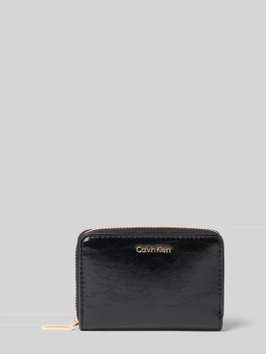 Portfel z naturalnej skóry bydlęcej Calvin Klein Czarny