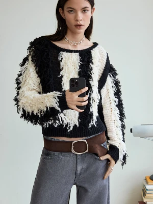 Postrzępiony sweter Desigual