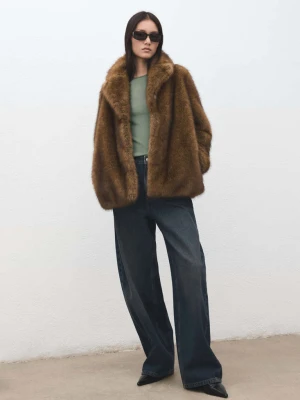 Prążkowana koszulka z długimi rękawami khaki - Kobieta - - MANGO