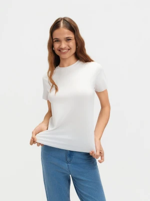 Zdjęcie produktu Prążkowany biały t-shirt TOP SECRET