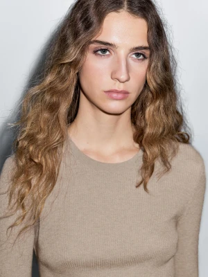 Prążkowany Sweter Z Dzianiny Z Mieszanki Wełny - Norkowy - - Massimo Dutti - Kobieta