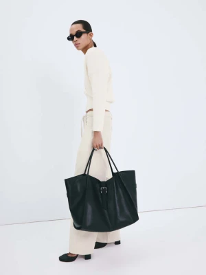 Prążkowany sweter z kopertowym dekoltem kremowy / écru - Kobieta - - MANGO