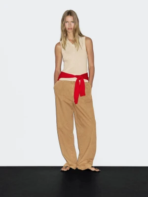Prążkowany Top Z Kołnierzykiem - Beżowy Pop - - Massimo Dutti - Kobieta