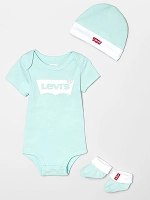 Prezenty z okazji narodzin Levi's®