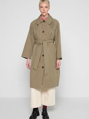 Prochowiec Barbour International