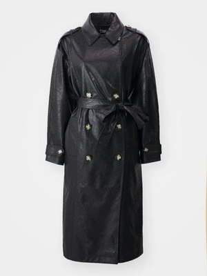Prochowiec DKNY