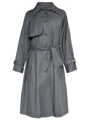 Prochowiec dreimaster