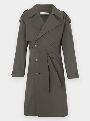 Prochowiec Essential Collective