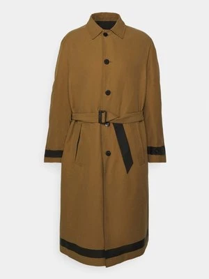 Prochowiec Neil Barrett