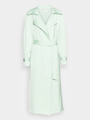 Prochowiec Nly by Nelly