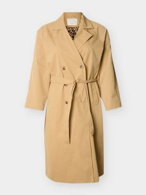 Prochowiec ONLY Carmakoma