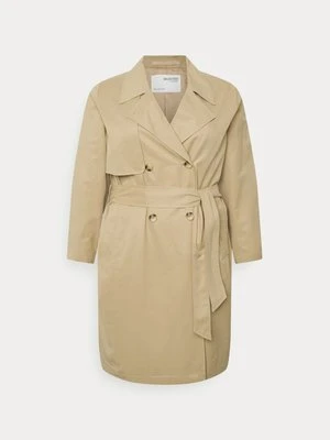 Prochowiec Selected Femme Curve