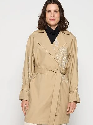 Prochowiec Twinset ACTITUDE