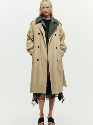 Prochowiec z podwójnym klapami Desigual