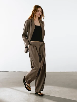 Proste Spodnie Z Mieszanki Lnu Z Zakładkami - Khaki - - Massimo Dutti - Kobieta