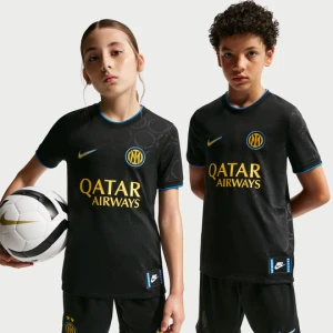 Przedmeczowa koszulka piłkarska dla dużych dzieci Nike Dri-FIT Inter Mediolan (wersja trzecia) - Czerń