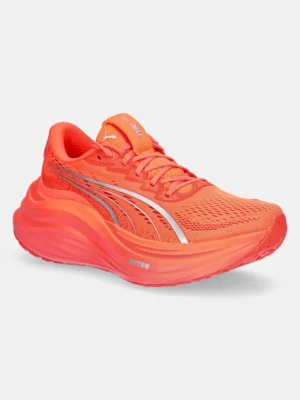 Puma buty do biegania MagMax NITRO kolor pomarańczowy 310089