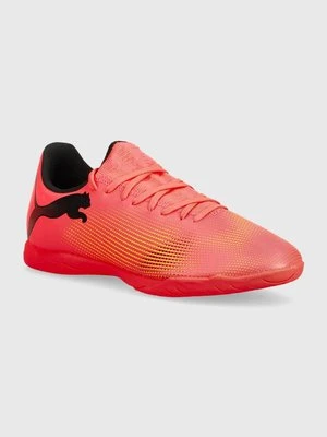 Puma buty halowe Future 7 Play It kolor różowy 107727