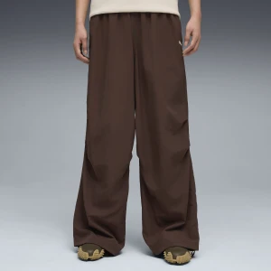 PUMA Męskie spodnie spadochroniarskie Wardrobe Essentials o kroju oversize, Akcesoria, Brązowy,