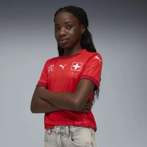 PUMA Młodzieżowa koszulka domowa kobiecej reprezentacji Szwajcarii Team 2025, Odzież, Czerwony,