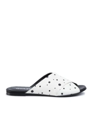 QUAZI Klapki QZ-58-04-000534 Biały