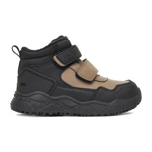 QUIKSILVER CEO-CP87-26135. Camel