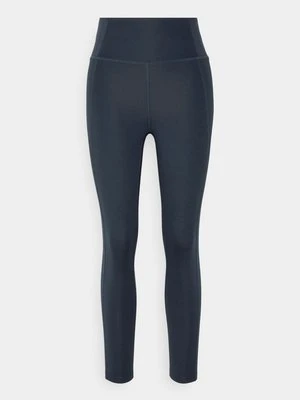 Rajstopy Girlfriend Collective