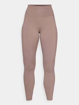 Rajstopy Nike Performance