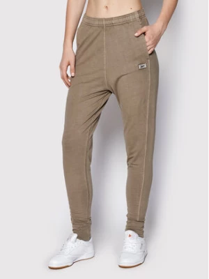 Reebok Spodnie dresowe Classics Natural Dye HN4393 Brązowy Slim Fit