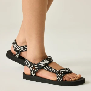 Regatta   Sandały damskie Vendeavour Czarny, Rozmiar: