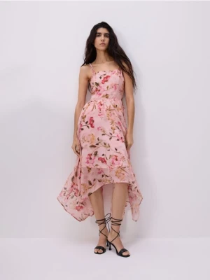 Reserved - Asymetryczna sukienka w kwiaty - wielobarwny