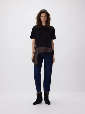 Reserved - Asymetryczny t-shirt - ciemnobrązowy