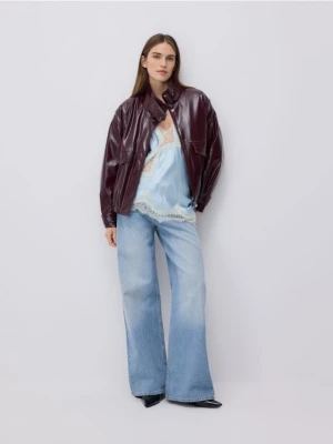 Reserved - Asymetryczny top z koronką - jasnoniebieski