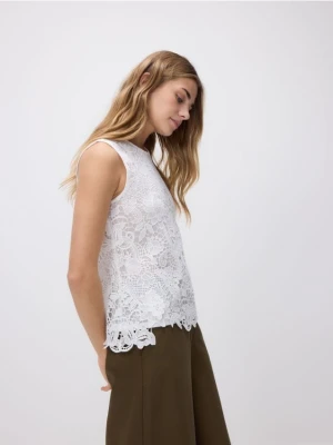 Reserved - Ażurowa bluzka - biały