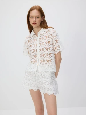 Reserved - Ażurowa koszula - biały