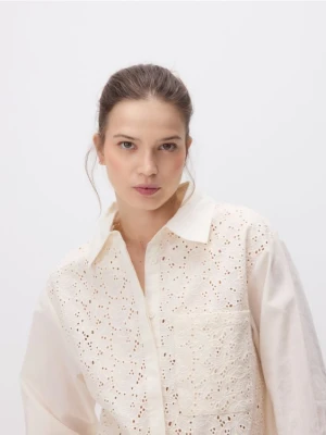 Reserved - Ażurowa koszula z bawełny - złamana biel