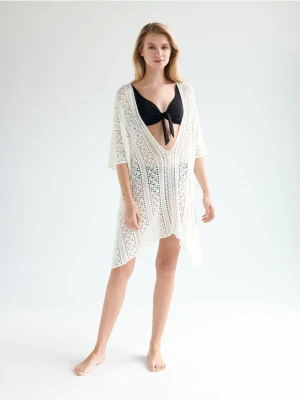 Reserved - Ażurowa narzutka - złamana biel