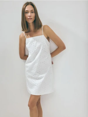 Reserved - Ażurowa sukienka mini - biały