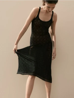 Reserved - Ażurowa sukienka z domieszką lnu - czarny