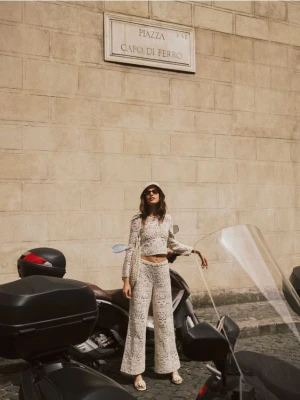 Reserved - Ażurowe spodnie - kremowy