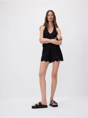 Reserved - Ażurowe szorty z wiskozą - czarny