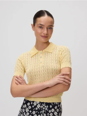 Reserved - Ażurowy sweter z krótkim rękawem - jasnożółty