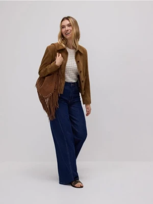 Reserved - Ażurowy sweter z krótkimi rękawami - złamana biel