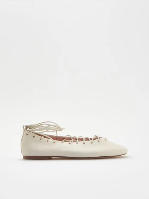 Reserved - Baleriny z ozdobnym wiązaniem - złamana biel