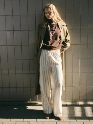 Reserved - Bawełniana bluza - ciemnobrązowy