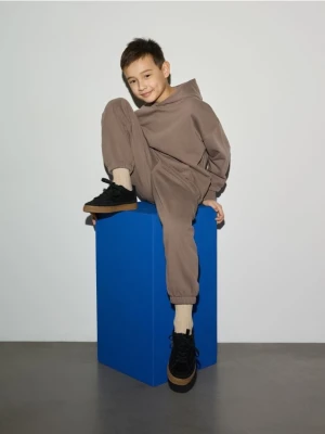 Reserved - Bawełniana bluza oversize - brązowy