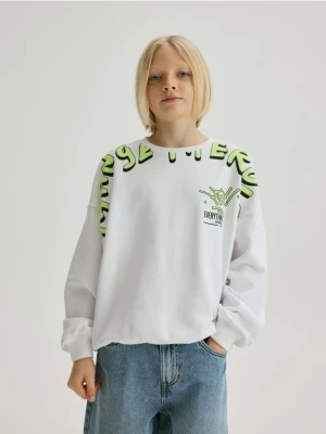 Reserved - Bawełniana bluza z nadrukiem - złamana biel