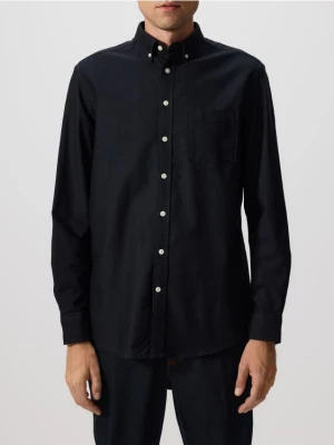 Reserved - Bawełniana koszula regular fit - czarny