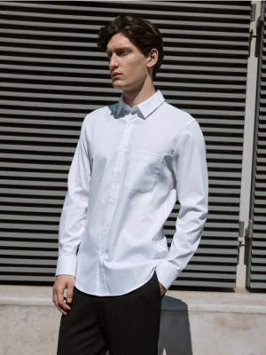 Reserved - Bawełniana koszula slim fit - biały